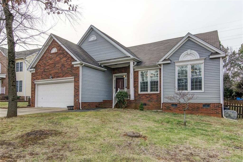4916 Chestnut Knoll Ln., Charlotte, NC 28269