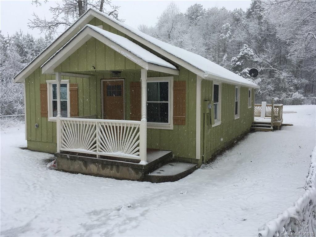 210 Amberhill Ln., Gastonia, NC 28052