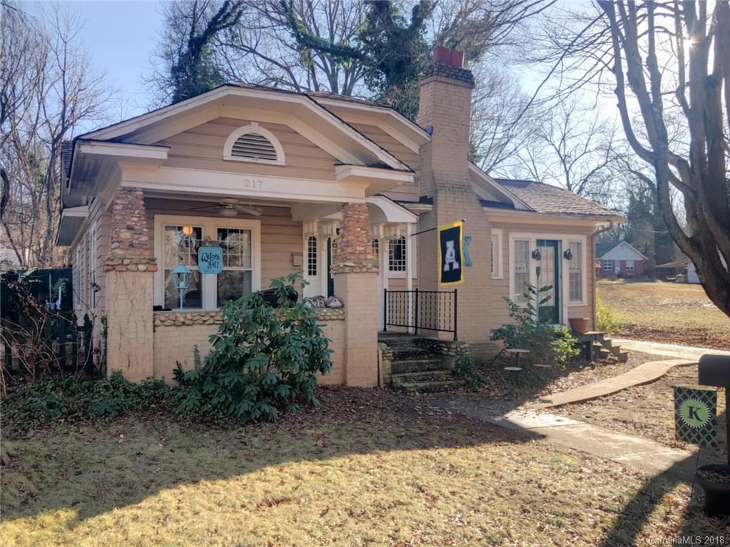 217 Feimster St., Statesville, NC 28677