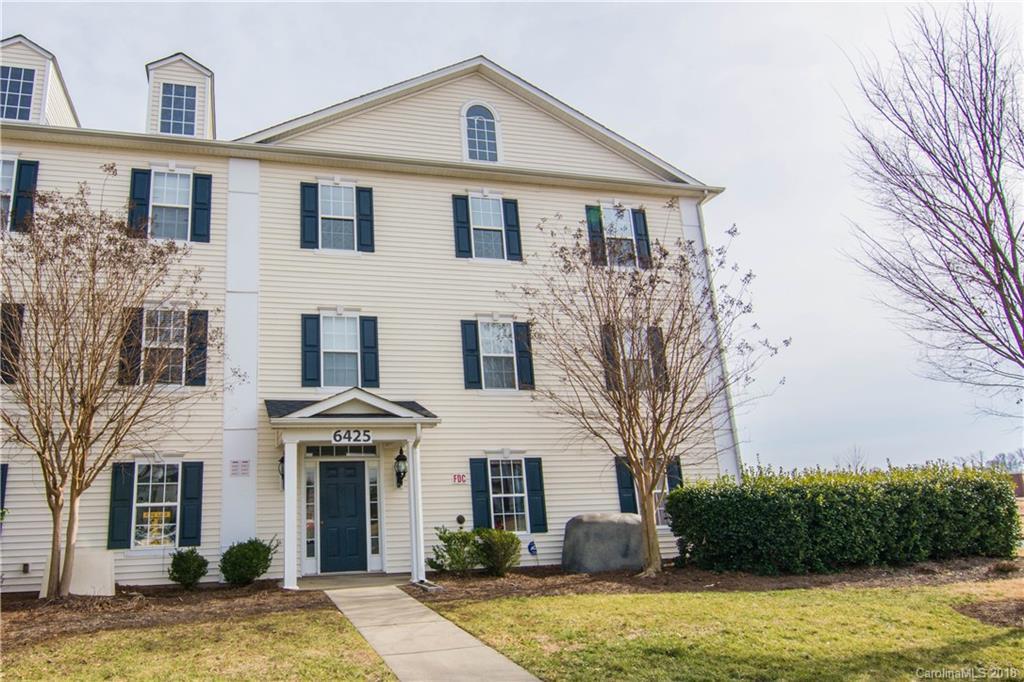 6415 Town Hall Pl., Harrisburg, NC 28075