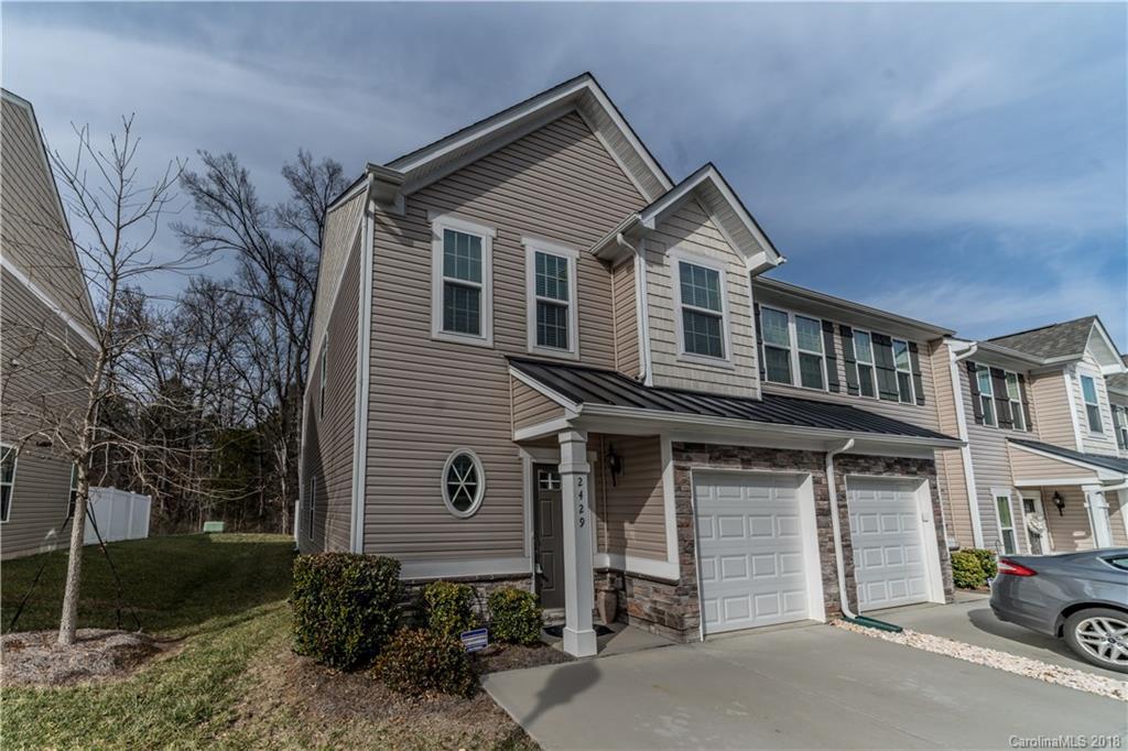 2429 Silverthorn Dr., Charlotte, NC 28273