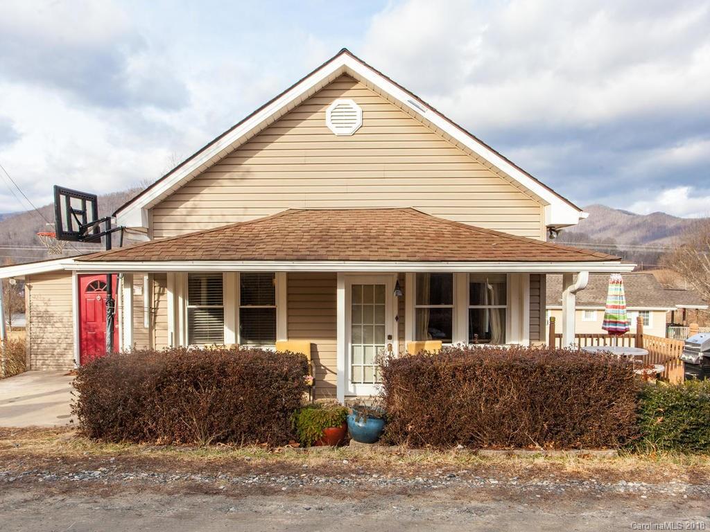 20 Mount Pisgah Church Rd., Candler, NC 28715