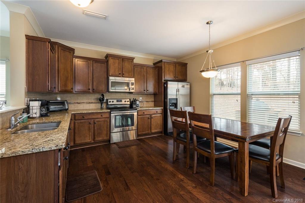 5009 Sandis Ct., Mount Holly, NC 28120