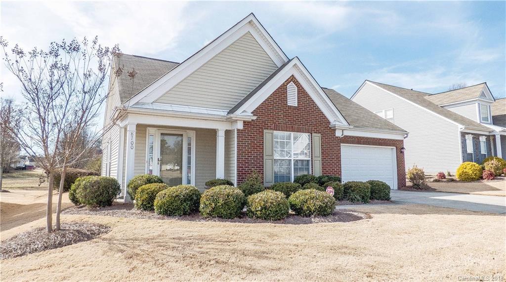 8700 Heron Glen Dr., Charlotte, NC 28269