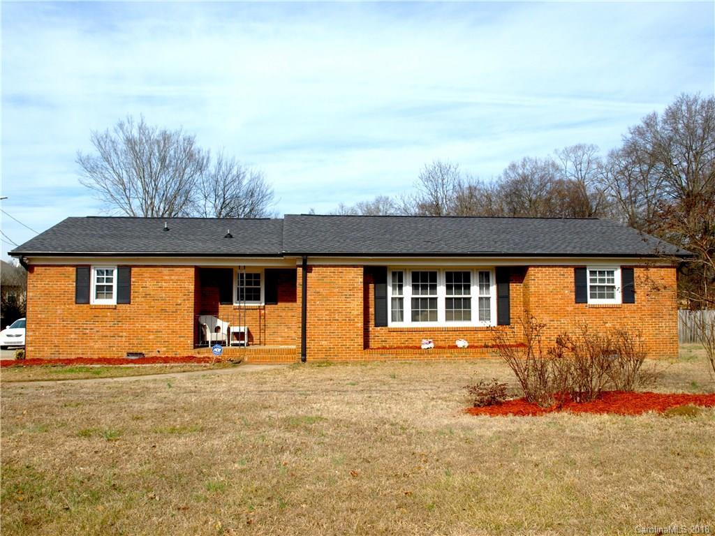 5554 Roberta Rd., Harrisburg, NC 28075