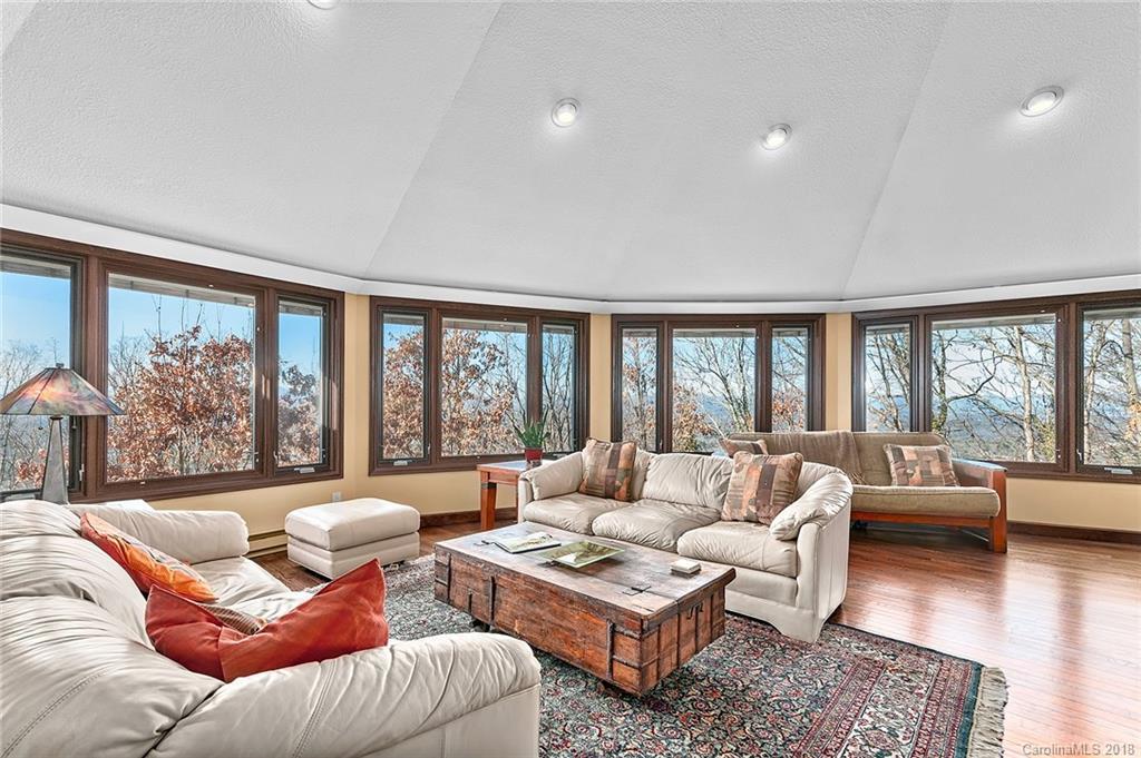 11 Cogswood Rd., Asheville, NC 28804