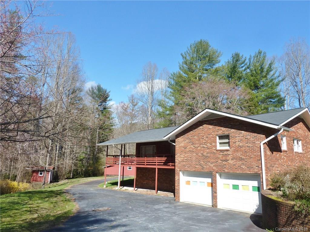 1236 Bowman Rd., Hendersonville, NC 28791