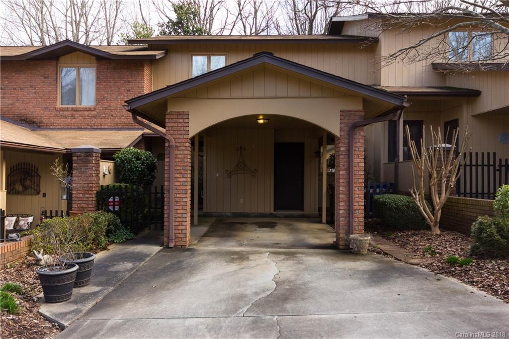 845 Coventry Ln., Statesville, NC 28677