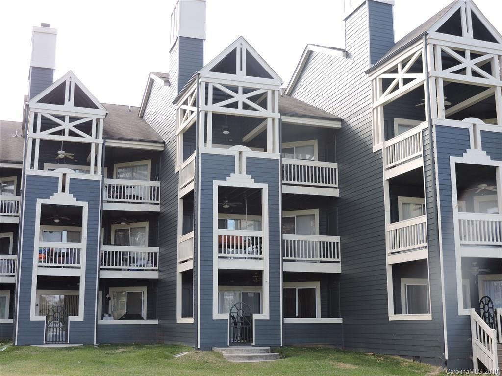 2121 Regatta Ln. #103, Denver, NC 28037