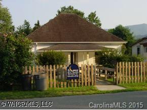 403 Vance Ave., Black Mountain, NC 28711