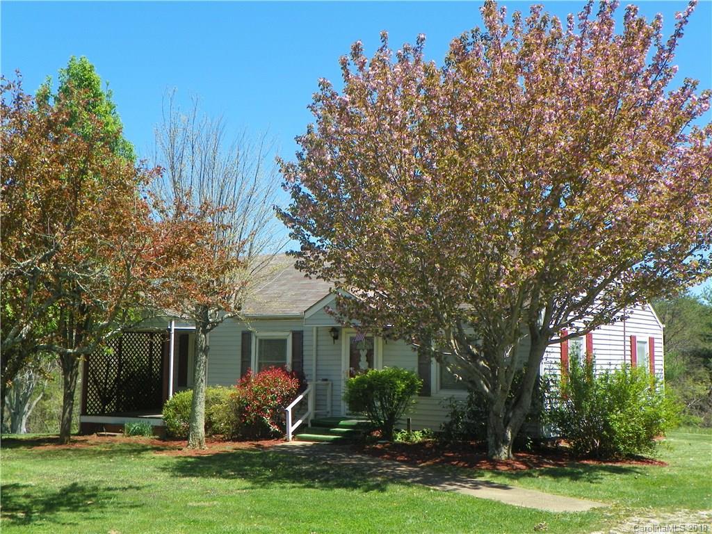 754 Jupiter Rd., Weaverville, NC 28787