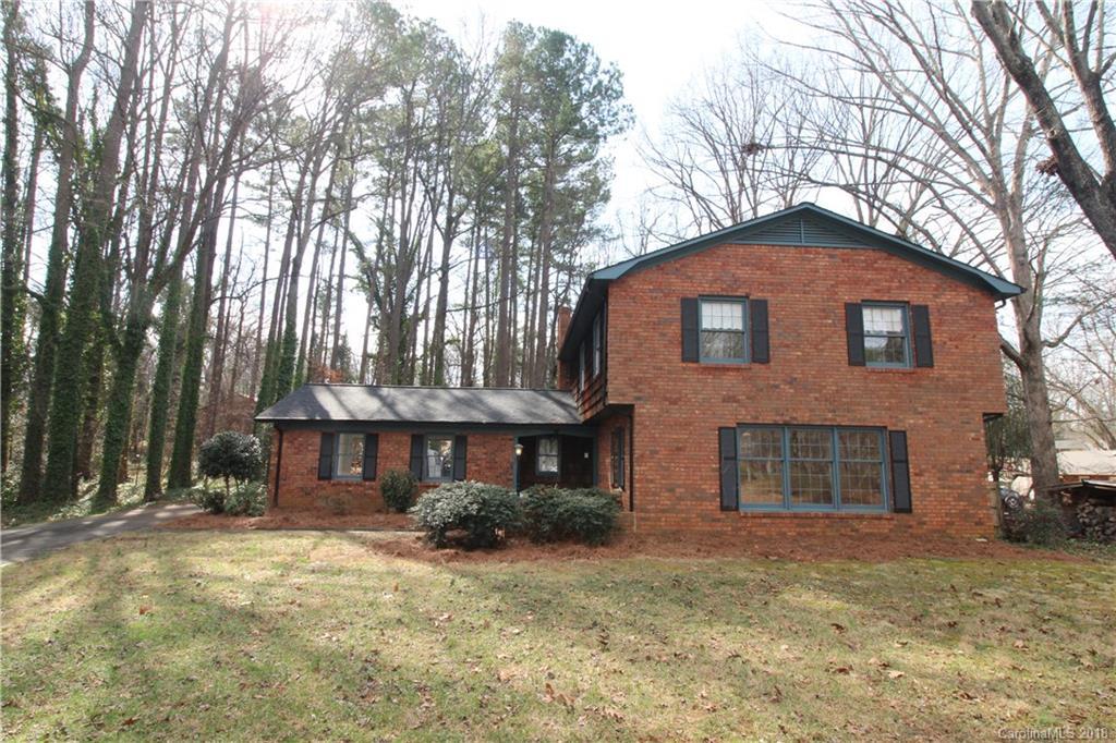 602 Whittington Pl., Statesville, NC 28677