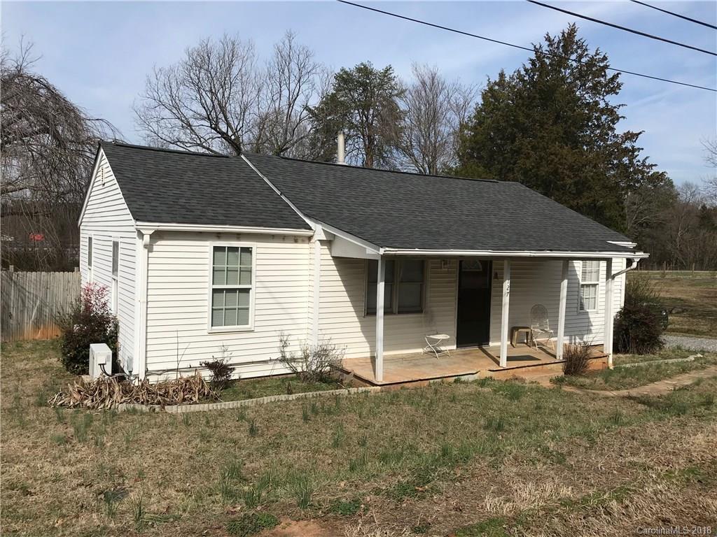 127 Whitman Cir., Mooresville, NC 28115