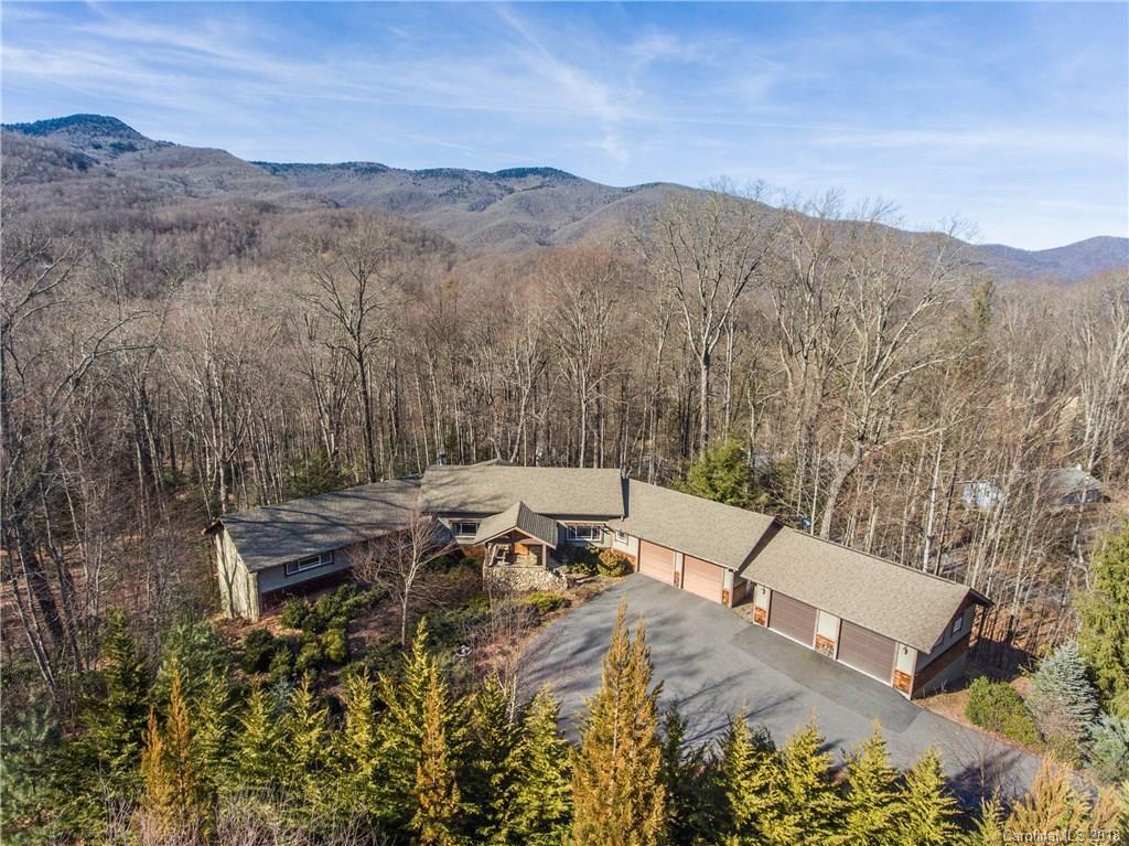 296 Timberlane Rd., Waynesville, NC 28786
