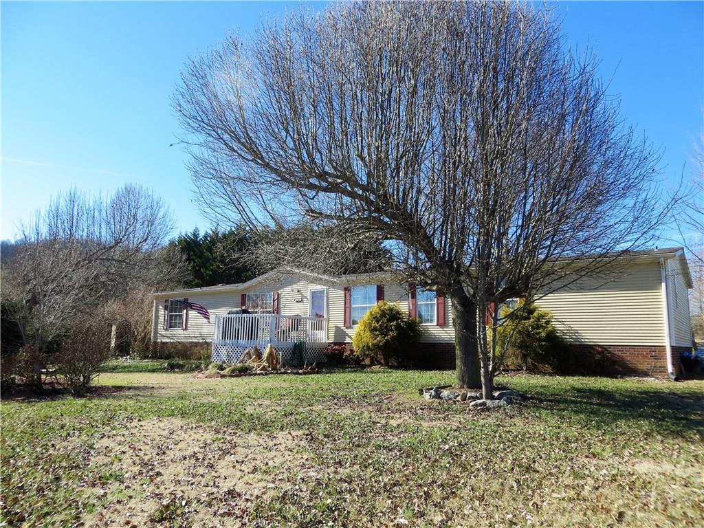 4586 Riverwood Cir., Granite Falls, NC 28630