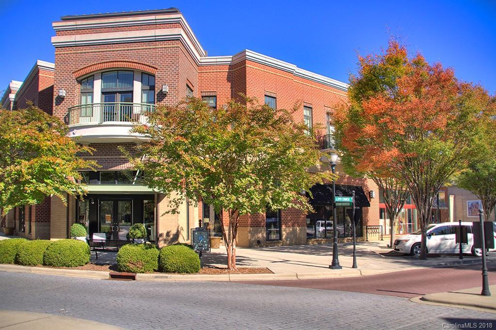 3920 Sharon Rd. #209, Charlotte, NC 28211