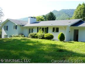 4364 Pigeon Rd, Waynesville, NC 28786