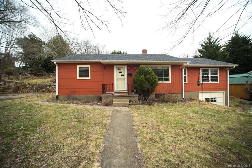 18 Pinewood Pl., Asheville, NC 28806