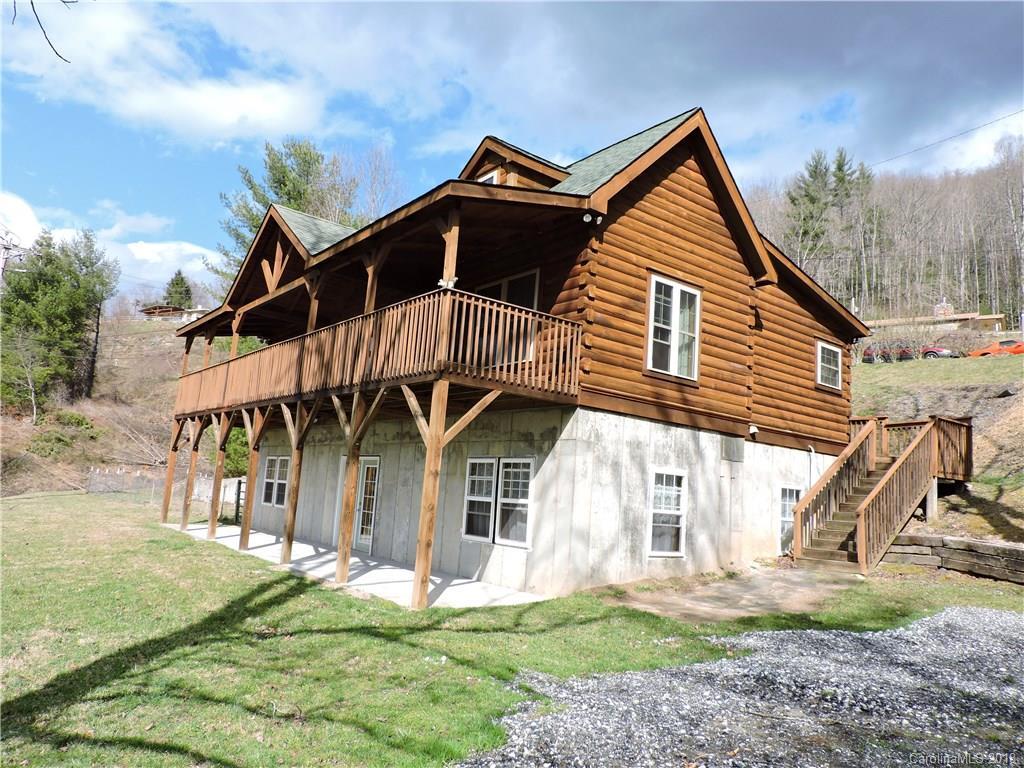 1028 Blue Rock Rd., Burnsville, NC 28714