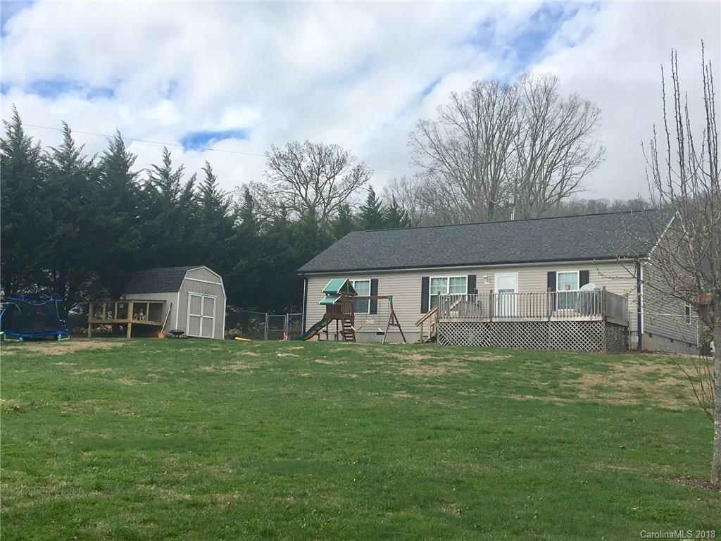 15 Starling Way, Hendersonville, NC 28792