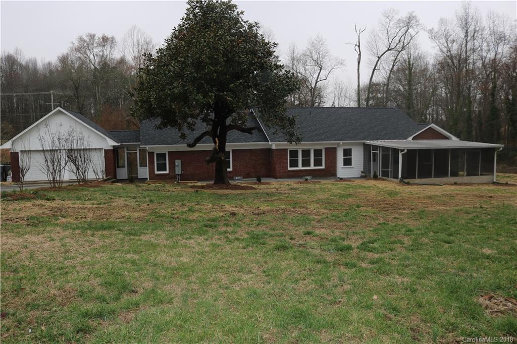 1400 Lundy Ln., Charlotte, NC 28214