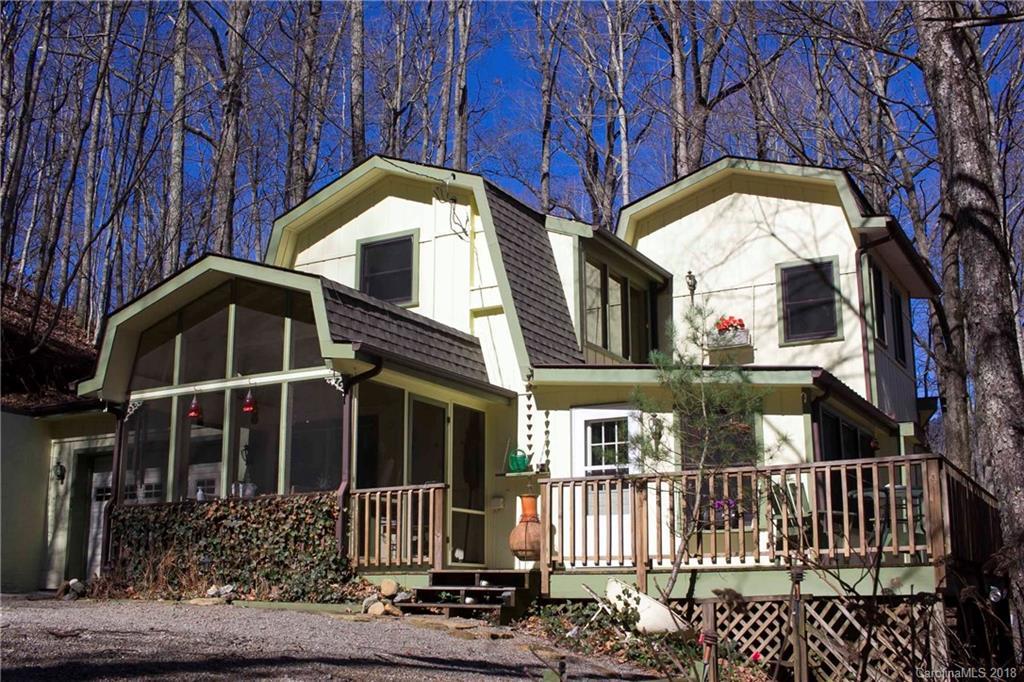 240 Woodstream Rd., Waynesville, NC 28786