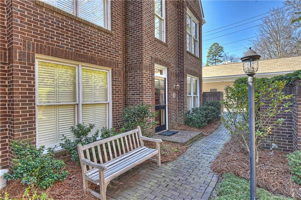 2220 Roswell Ave. #J, Charlotte, NC 28209