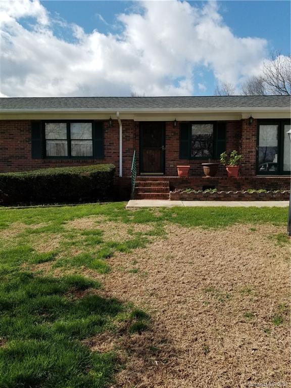 305 North Ave., Troutman, NC 28166