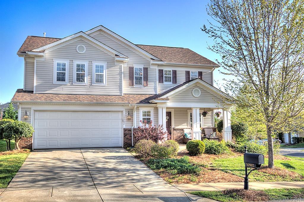 10902 Kinnairds St., Charlotte, NC 28278