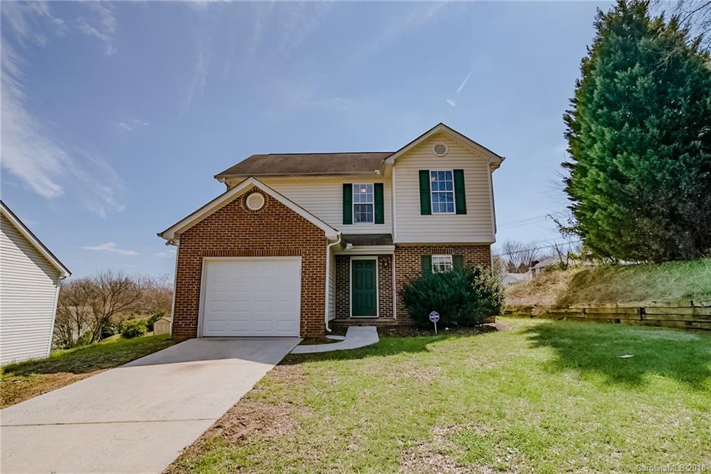 3339 Whitebridge Ln., Charlotte, NC 28262