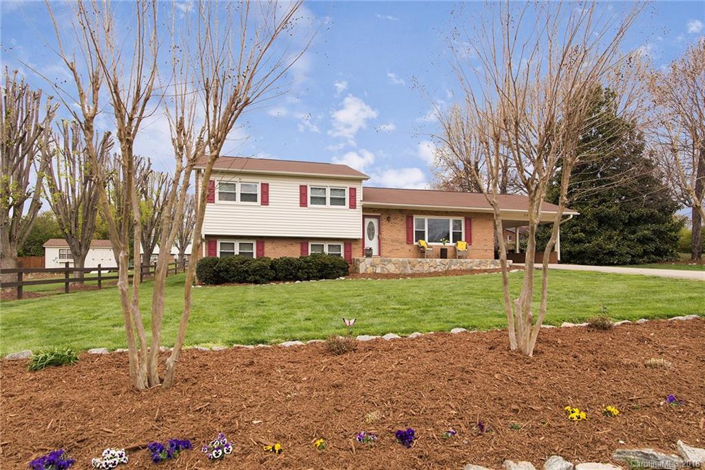 7890 Marley Dr., Sherrills Ford, NC 28673
