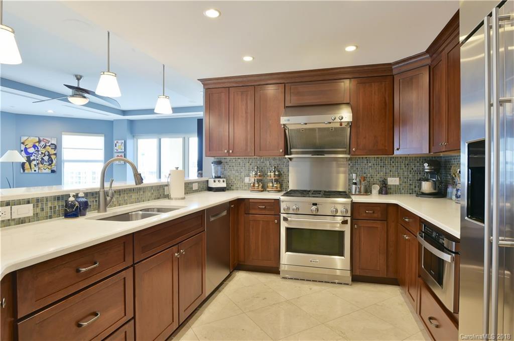 520 E Martin Luther King Jr Blvd. #703, Charlotte, NC 28202