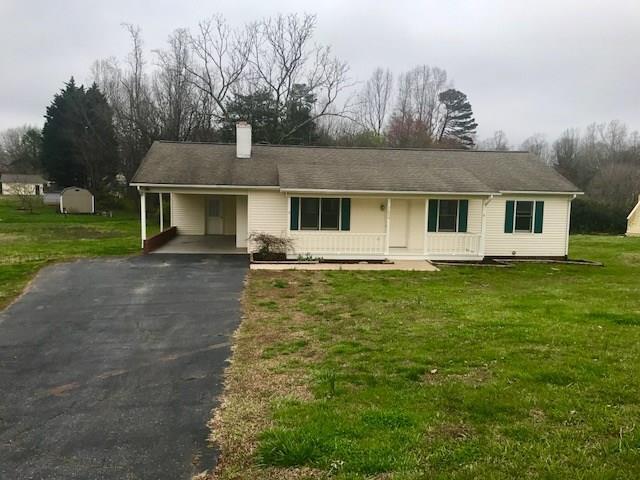 1654 Woodridge Cir., Hickory, NC 28602