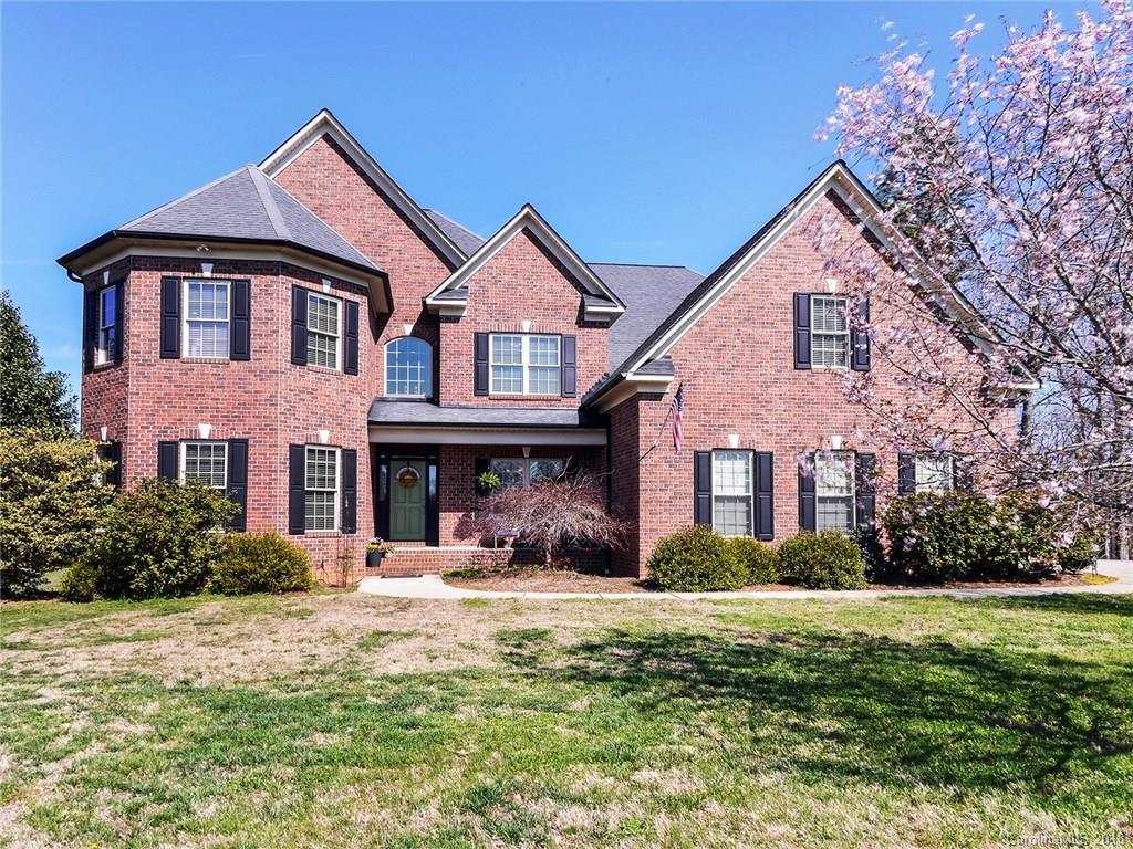 529 Linwood Rd., Mooresville, NC 28115