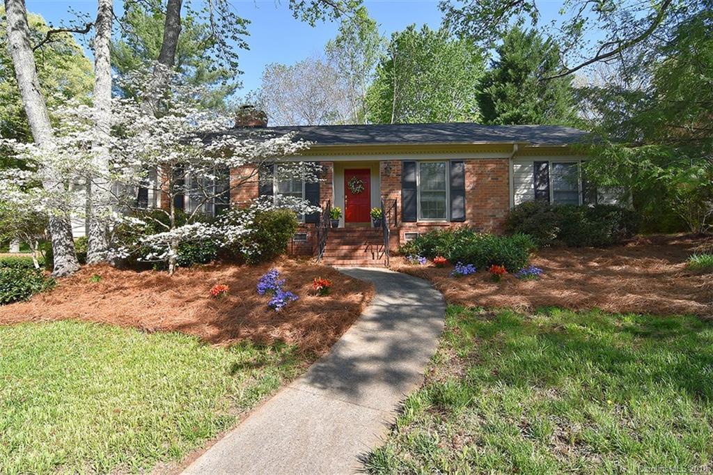 1223 Bearmore Dr., Charlotte, NC 28211