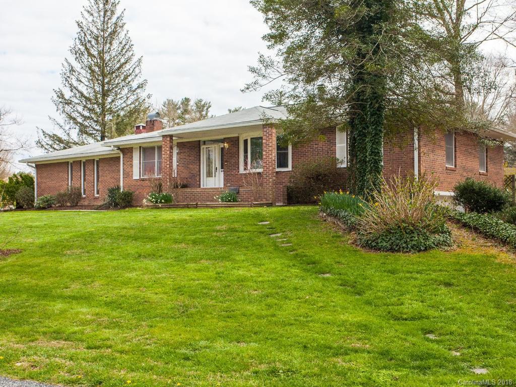 319 Melissa Way, Hendersonville, NC 28791