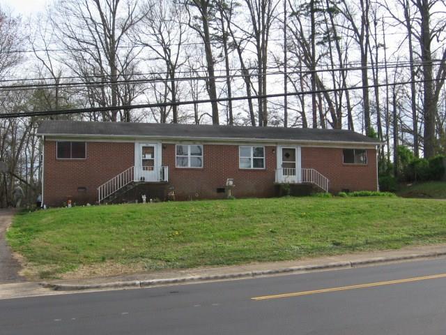 930 NE 21st Avenue Ave. #A & B, Hickory, NC 28601