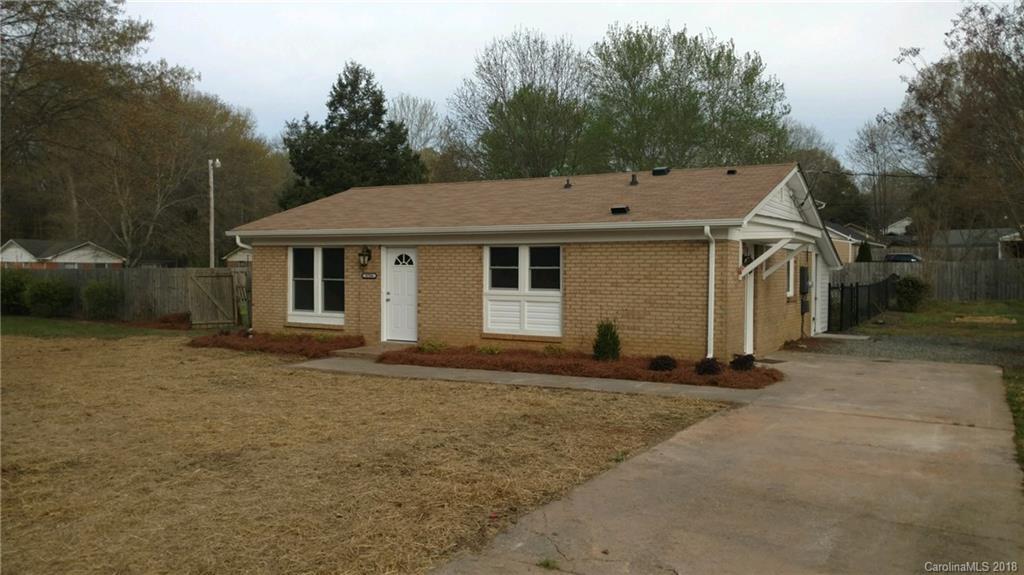 5704 Hillcrest Cir., Indian Trail, NC 28079