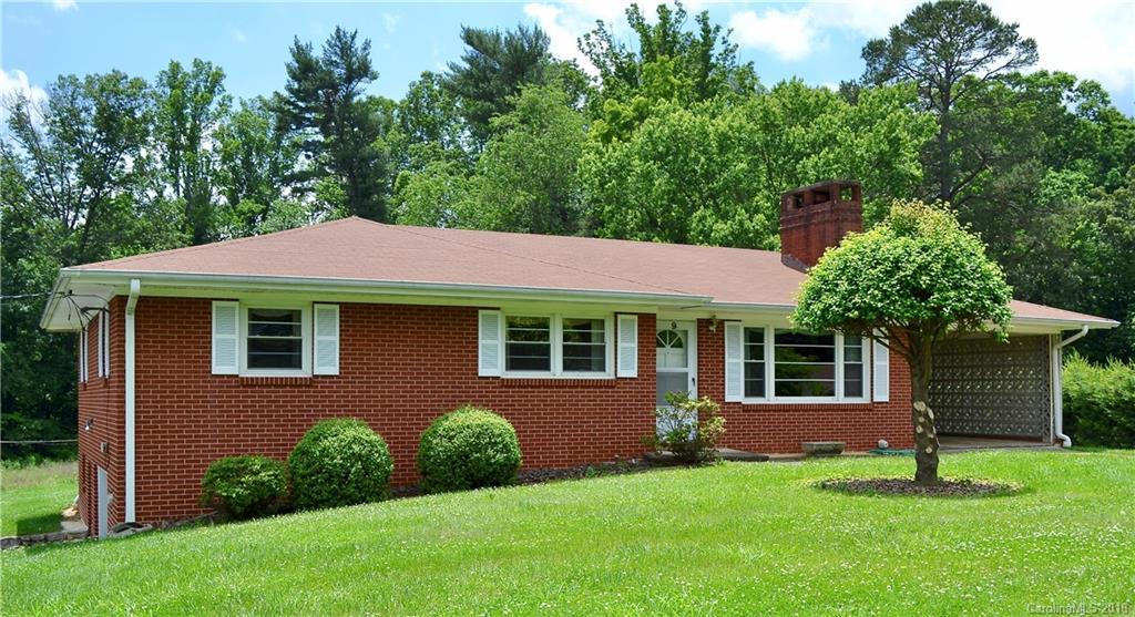 9 Starnes Cove Dr., Asheville, NC 28806