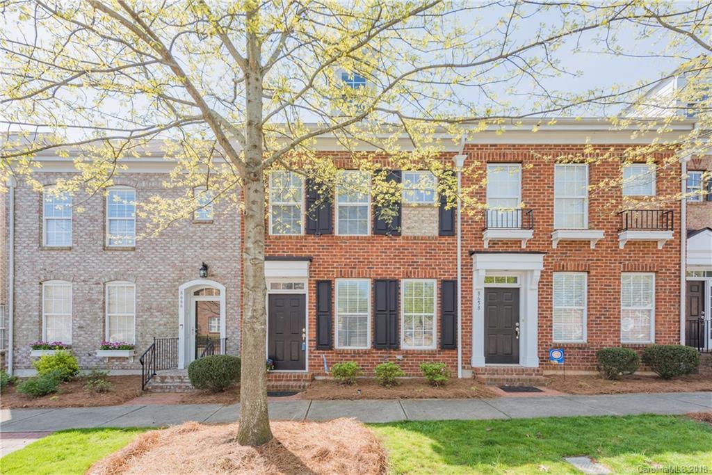 8662 Beaver Creek Dr., Charlotte, NC 28269