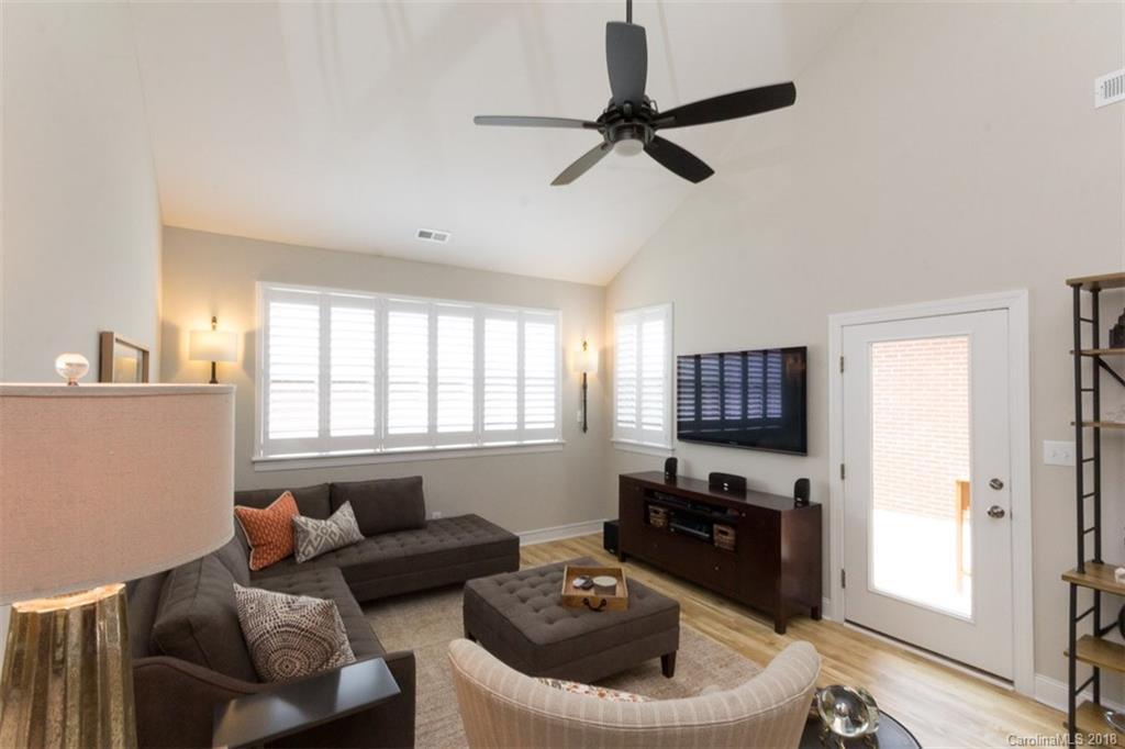 6280 Iris Ct. #Unit 3 Bldg 9, Denver, NC 28037