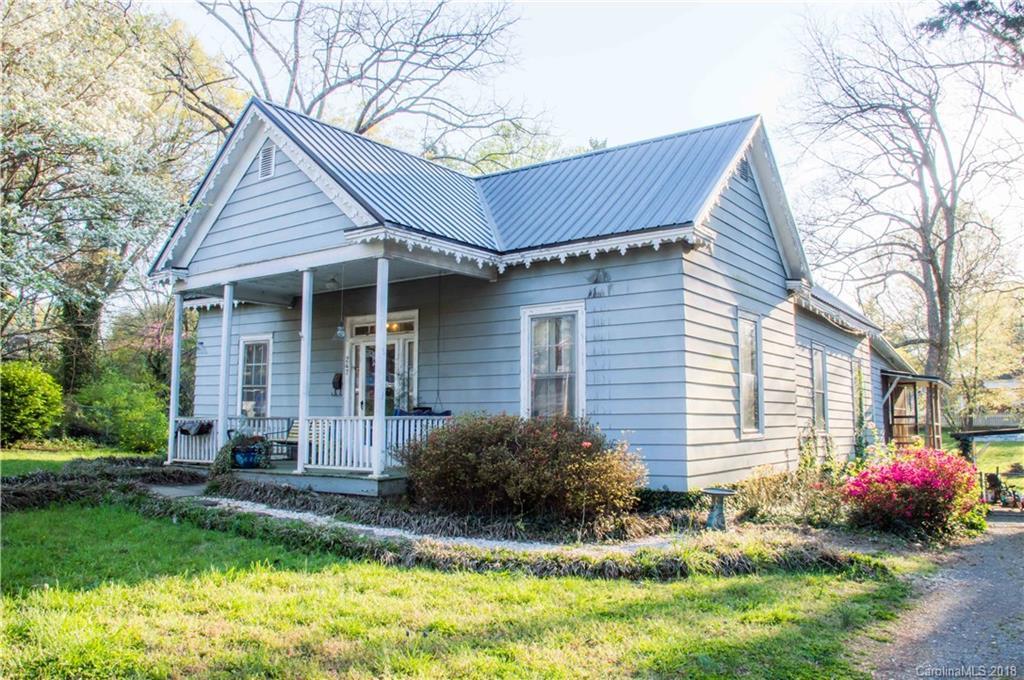 247 Kelly St., Statesville, NC 28677