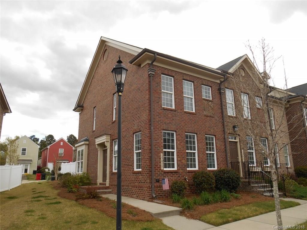 15849 Sharon Dale Dr., Davidson, NC 28036