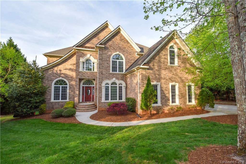 180 Maple View Dr., Troutman, NC 28166