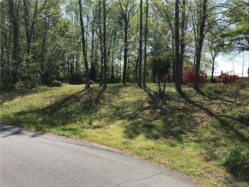 9615 Riviera Dr. #70, Sherrills Ford, NC 28673