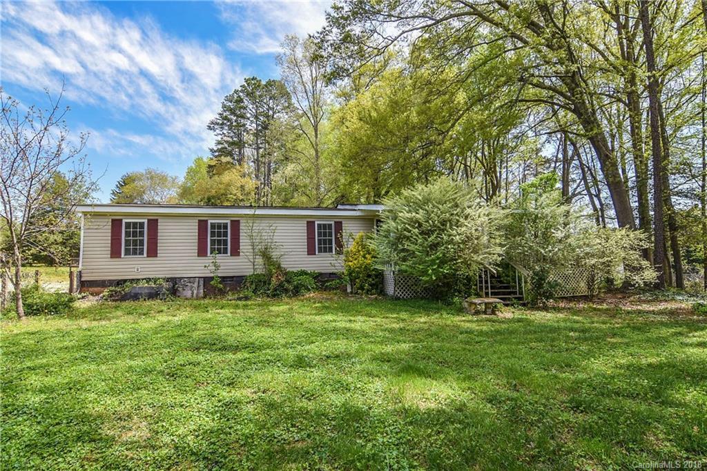 307 Rutledge Rd., Mount Holly, NC 28120