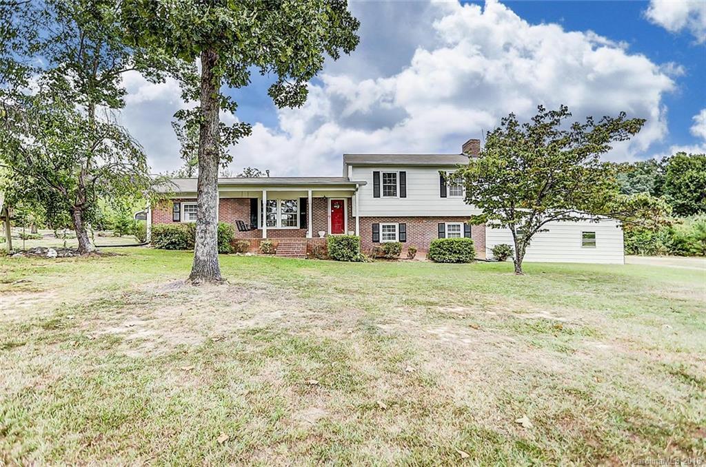 4416 Linwood Rd., Gastonia, NC 28052