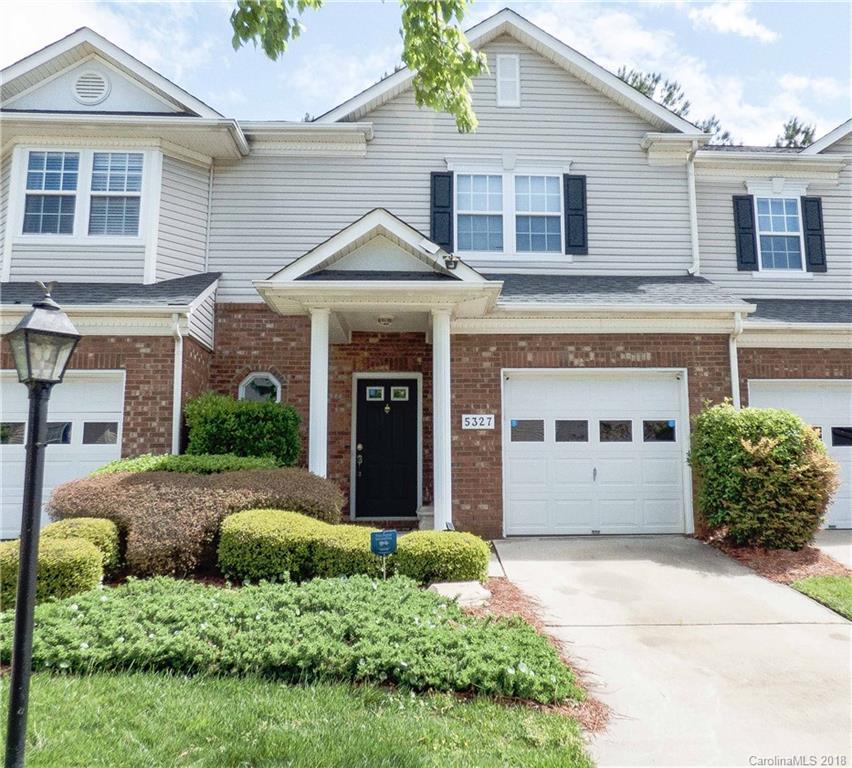 5327 Waverly Lynn Ln., Charlotte, NC 28269