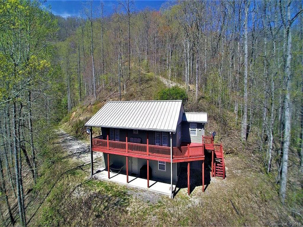 624 Carpenter Rd., Bryson City, NC 28713