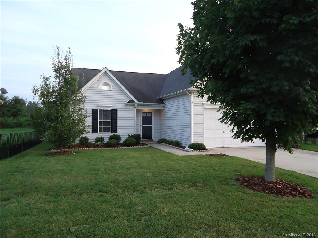 5806 Shining Oak Ln., Charlotte, NC 28269